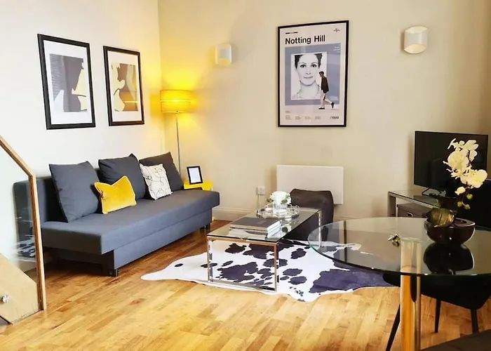 Fabulous Notting Hill Spacious Studio Apartment