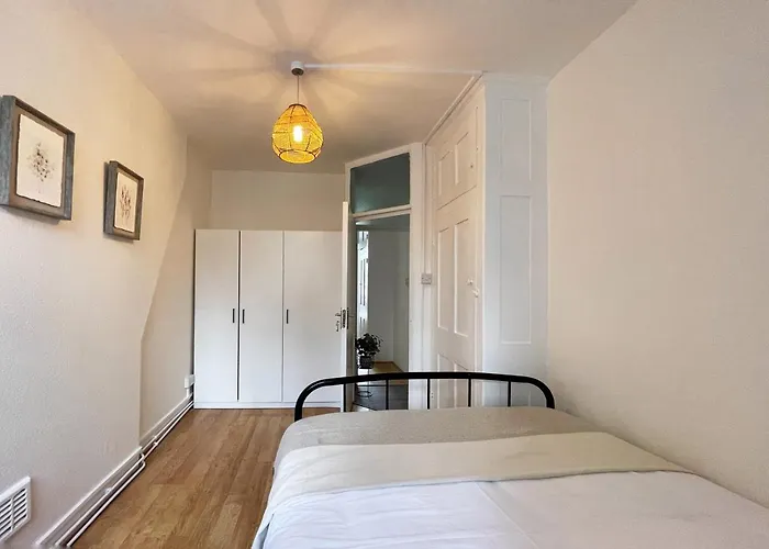 Lisa\'S Place Near Kings Cross - 2 Double Beds, 1 Sofa Bed, Great Location, Ideal For Families