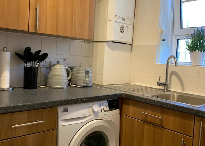 New Look Flat In Waterloo