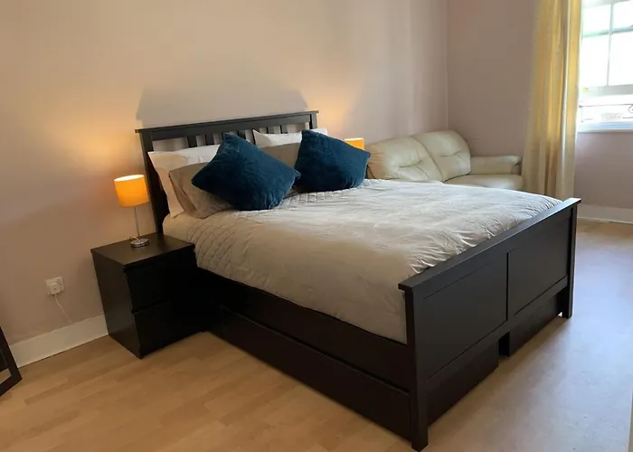 Lovely 1 Bedroom Apartment In Chelsea, London