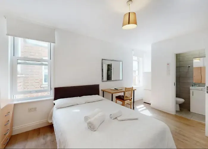 Private Self-Contained Studio Close To Hampstead, Golders Green & Camden Town