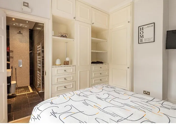 Luxury Specious En-Suite Room In Central London