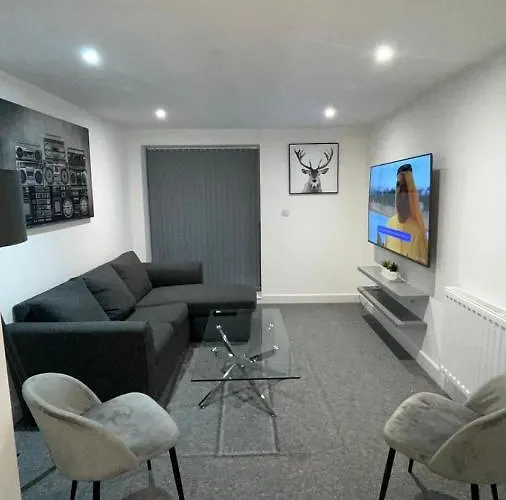 2 Bed Room Luxury Apartment In Old Kent Road London