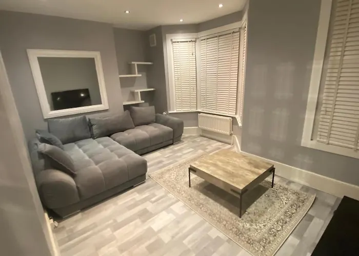 Snug 1 Bedroom London Flat