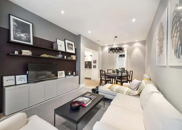Prime Knightsbridge Mews - 4 Bed House