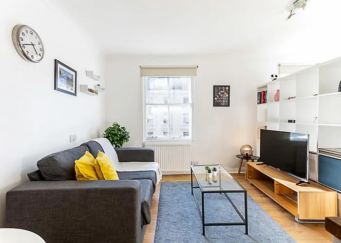 Convenient Studio Near Victoria