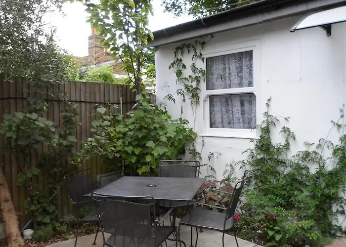 Bubblesbnb, 1 Bedroom Flat