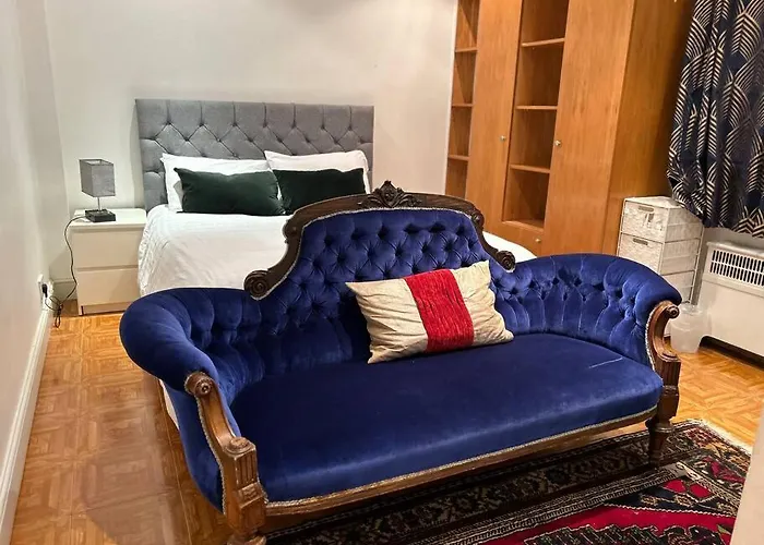 Central London Apartment - H