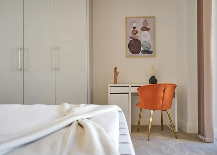 Luxury City Escape Apartments