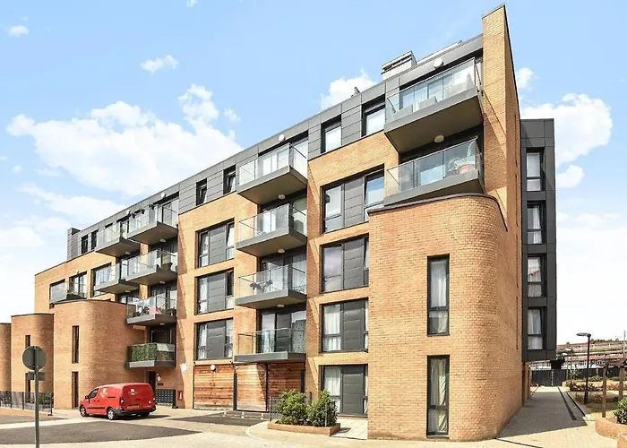 Kew Bridge Penthouse