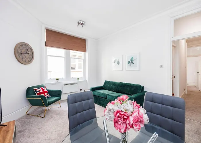Leicester Square Apartment