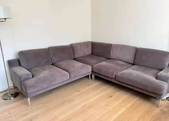 Flat Next To Chelsea Fc Stadium