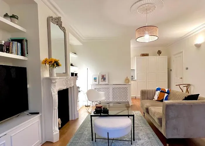 The Parisian Kensington