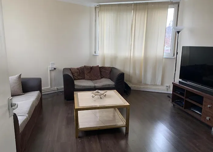 1 Bed Apartment, Close To Station