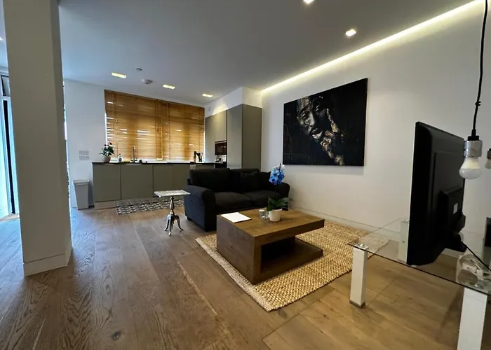 Ground Floor Flat In Maida Vale