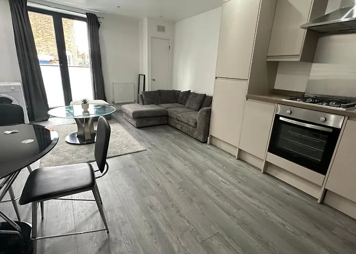 1 Bedroom Flat In Elephant And Castle Zone 1 London