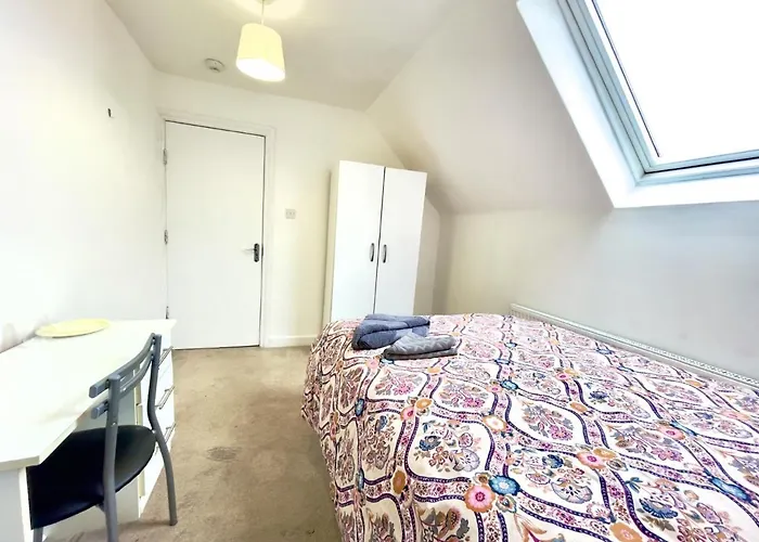 Cozy Rooms