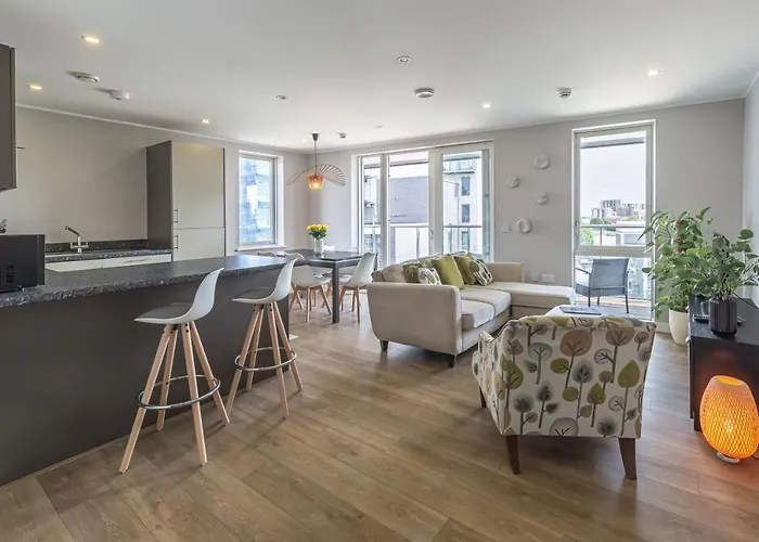 Lovely 3 Beds Penthouse