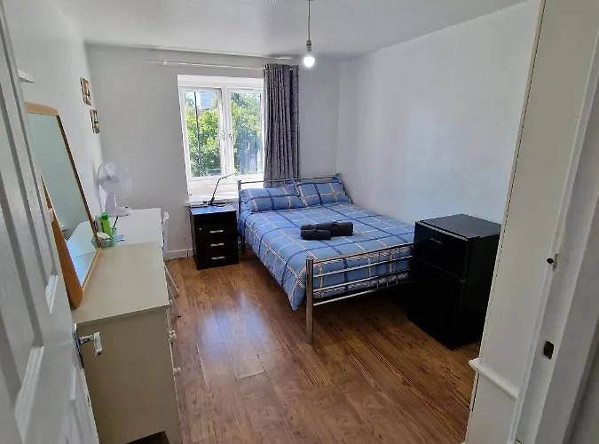 Cozy Double Bedroom In Zone 1-2 Central London