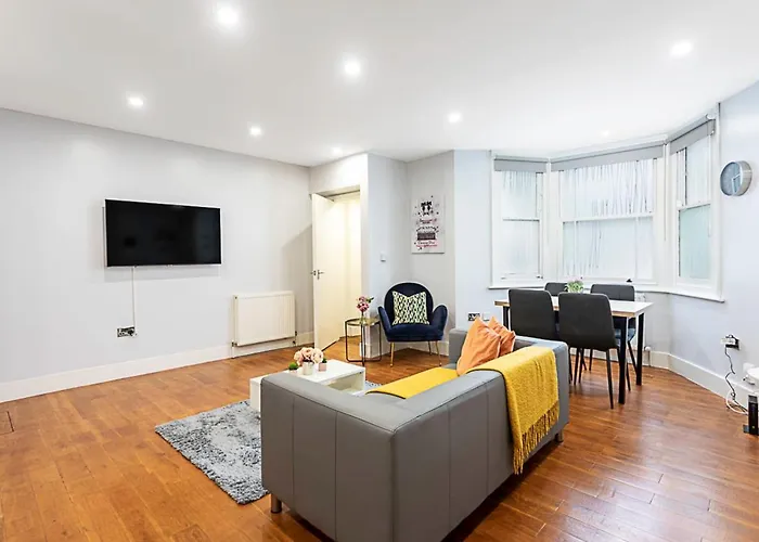 Bright St Johns Apartments