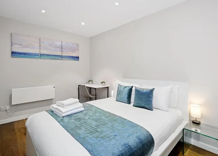 Spacious 1 Bedroom Flat