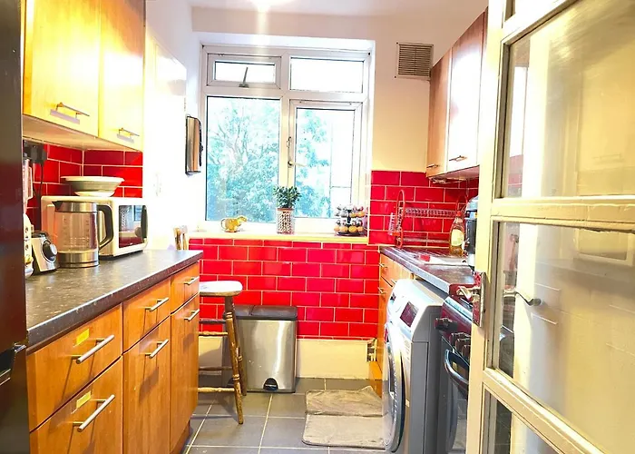 Room With Shared Kitchen