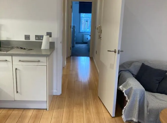 Two Double Bedroom Flat In Soho