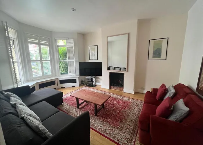 Grand Tulse Hill Villa