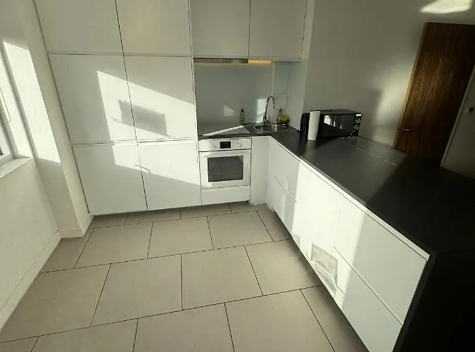 Two Bed In Clapham