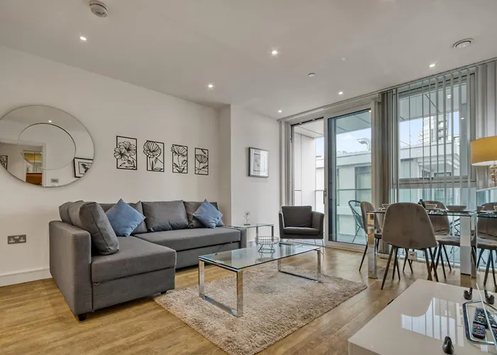 Stylish And Spacious- One Bed In Nine Elms