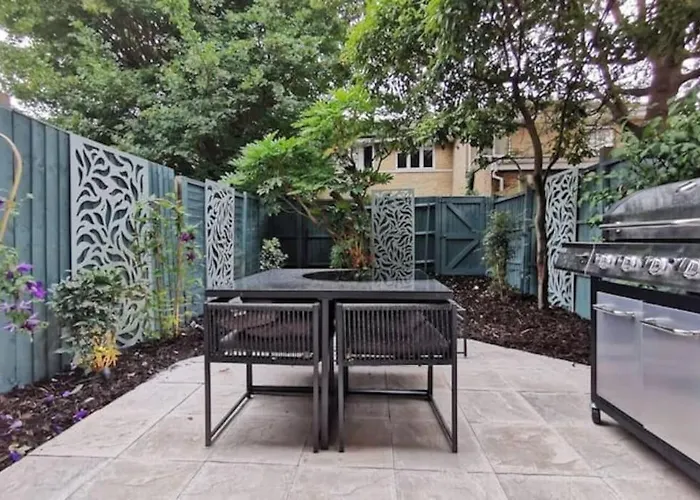 Quiet 4 Bedroom House Between Camden & Kings Cross