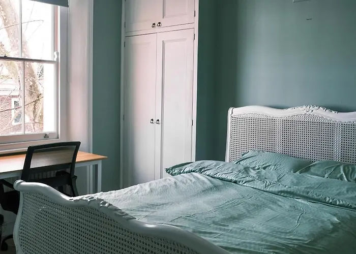 Victorian Rooms In The Heart Of Angel