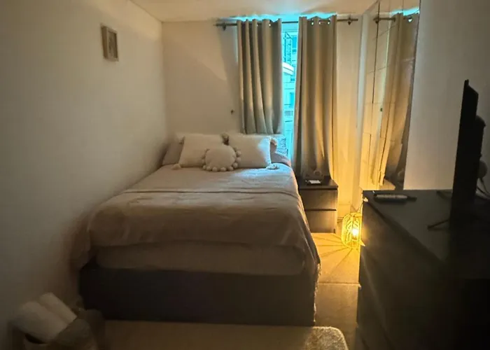 Londoneye Private Bedroom In Shared Flat