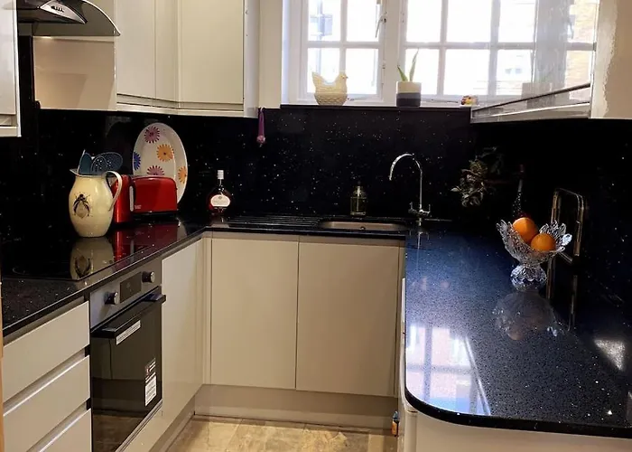 Stylish And Cosy 3 Bedroom Appartment