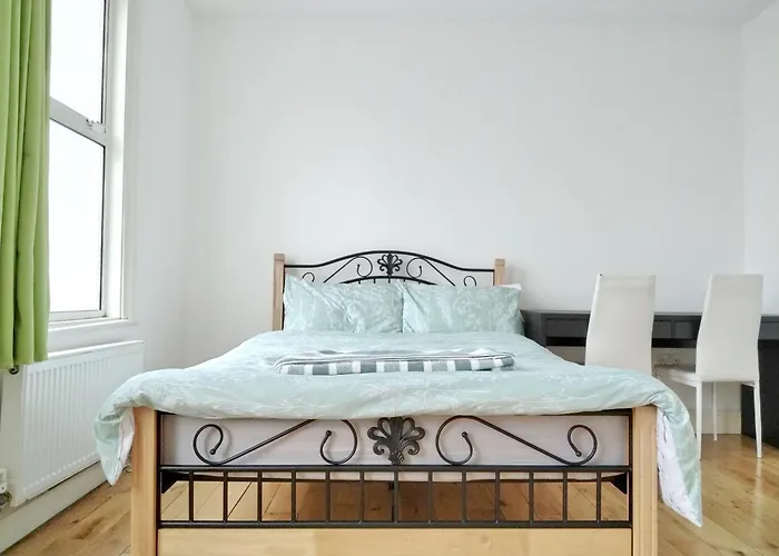Cosy Rooms Near Canary Wharf & The O2