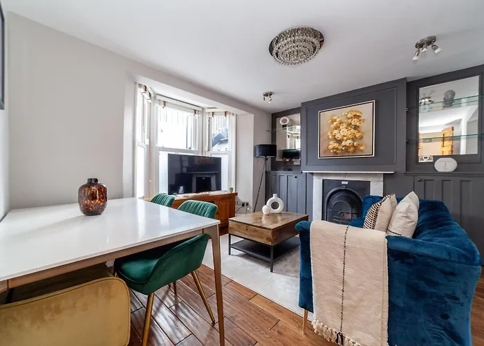 The Hammersmith Villa