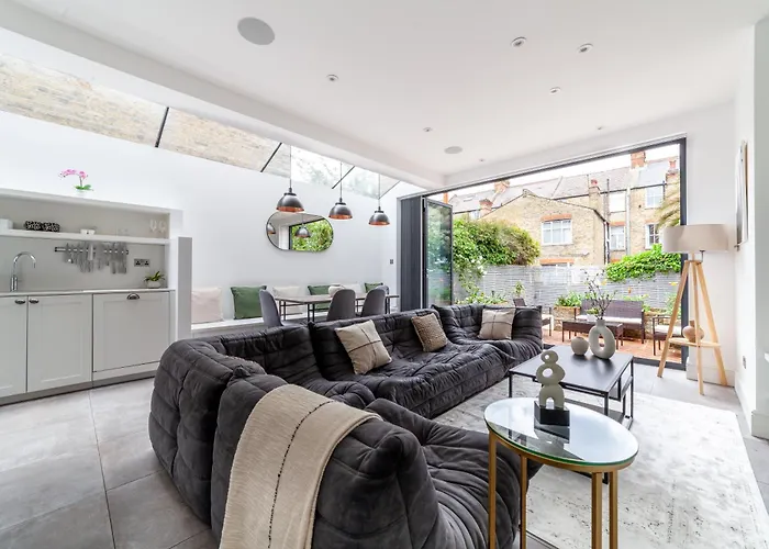 The Clapham House