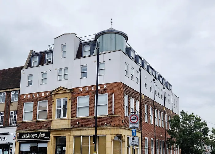 Forest House Hotel