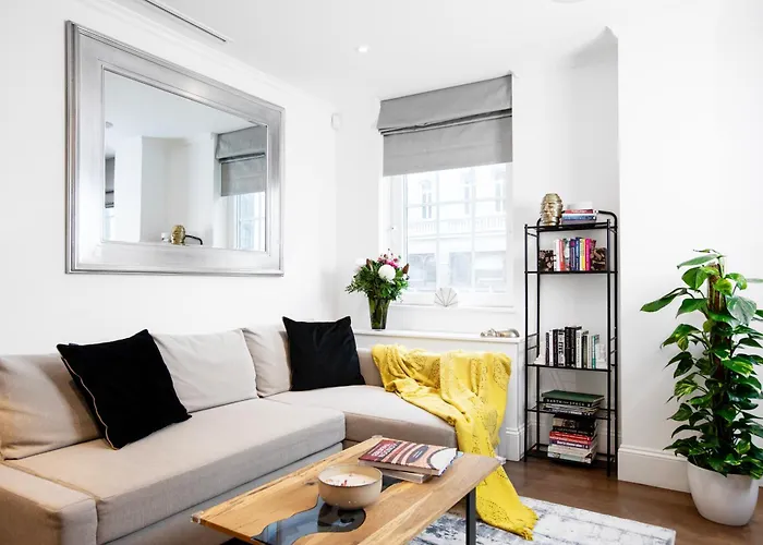 Elegant Central London Flat - Ideal For Weekend City Break