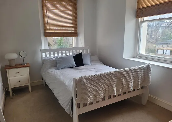Lovely 2 Double Bed Aptmnt In Historic Greenwich