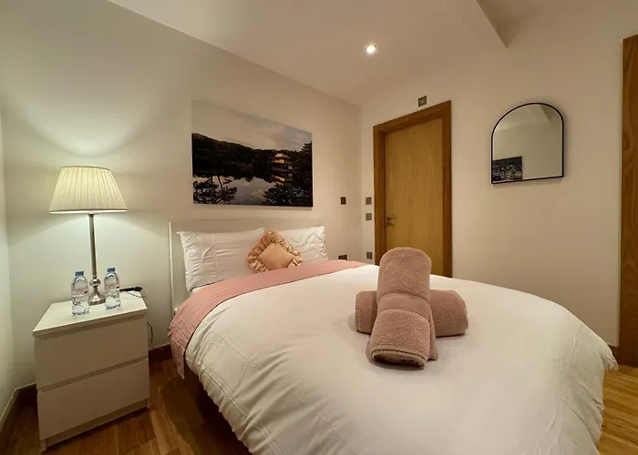 The Noko 2 Bedroom Apartment Central London By Wild London
