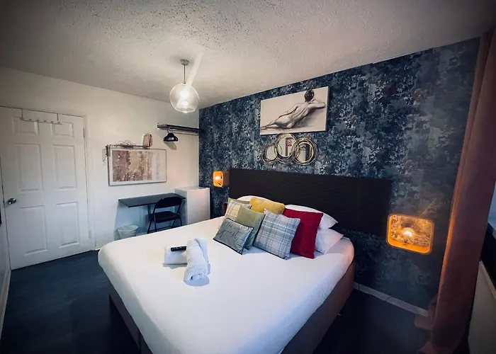R1 Superking Sized Bed & 65\