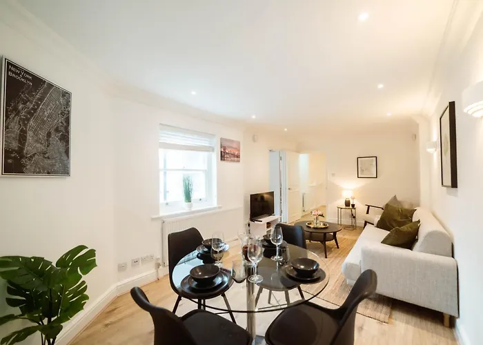 4 Bedrooms Peaceful Home Abbey Rd - St Johns Wood