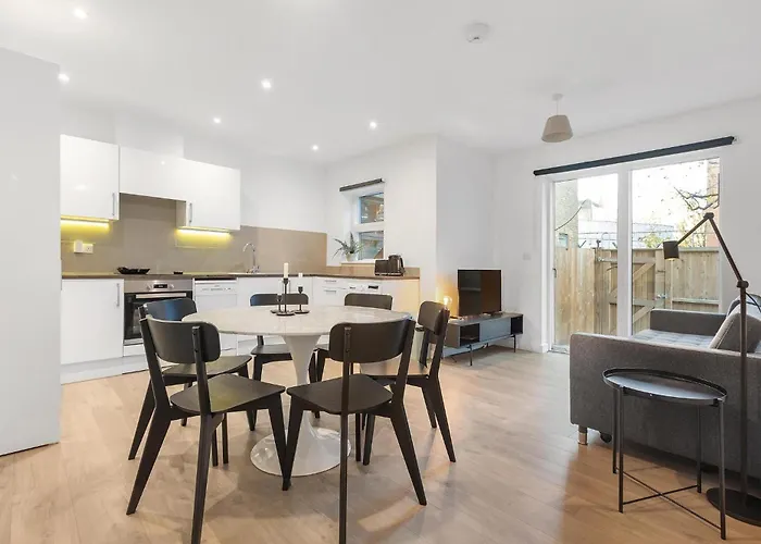 Spacious Clapham Apartments