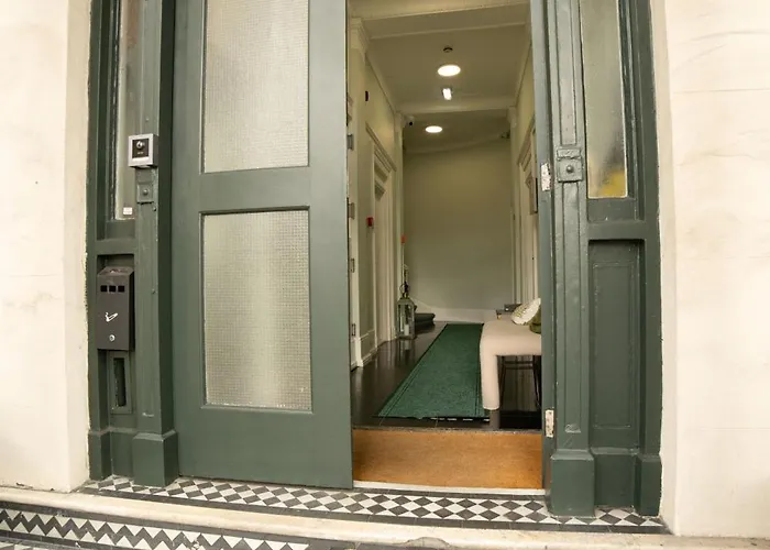 Beiroom Hyde Park Apartments