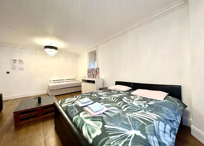 Greatest Double Room In Marylebone-Paddington #Room Name Is Miami#
