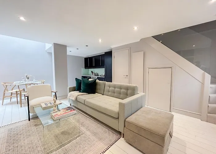 Gorgeous House In Heart Of Notting Hill