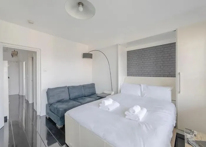 Cosy Studio In Bethnal Green