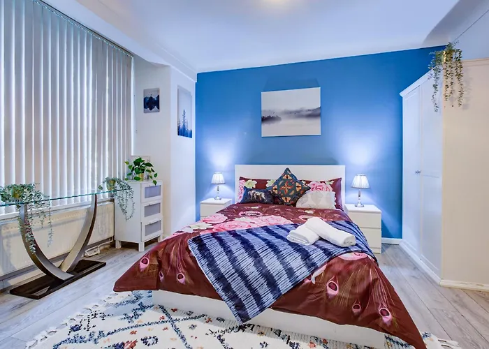 Lovely 2- Bedroom Apartment In Central London