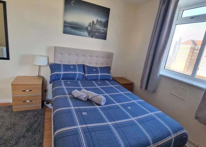Double Room With Excellent Views - Central London